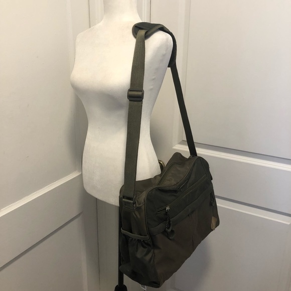 Columbia shoulder Bag - Picture 9 of 12